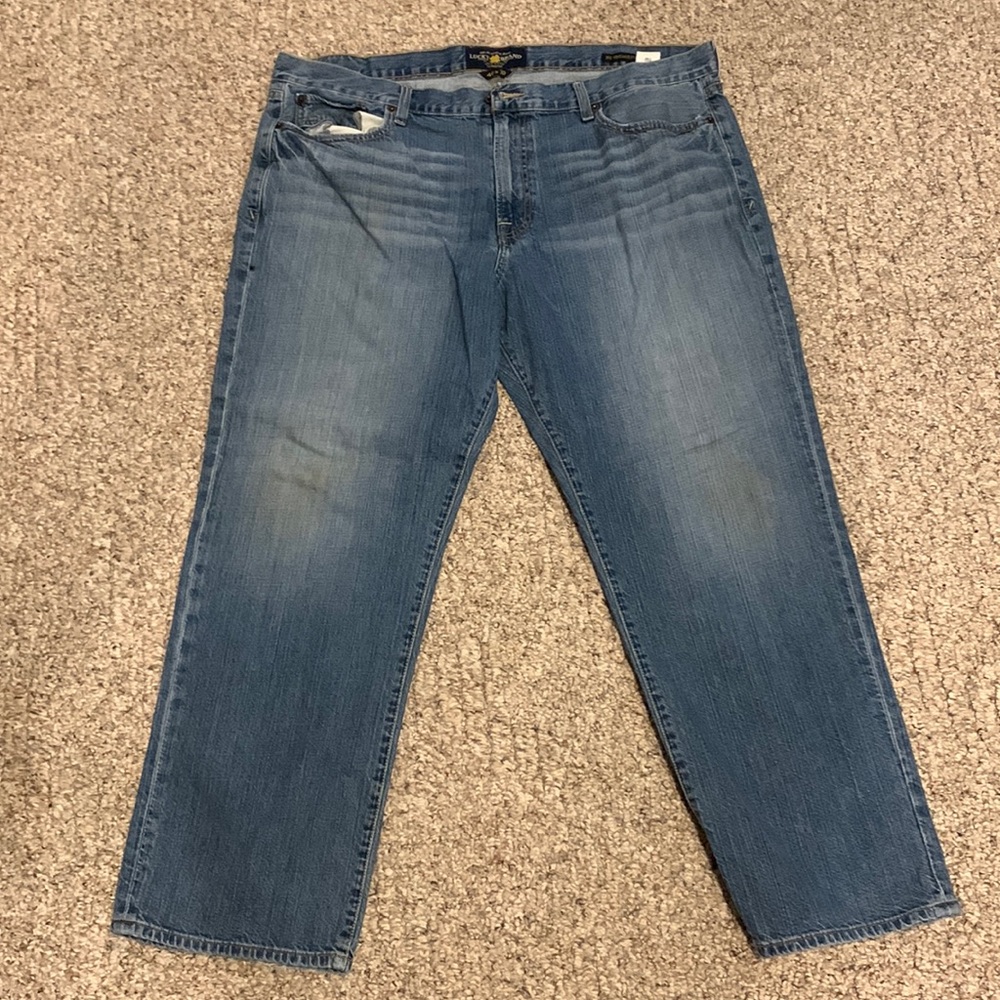 26. Lucky Brand Men’s Jeans 40 x 30